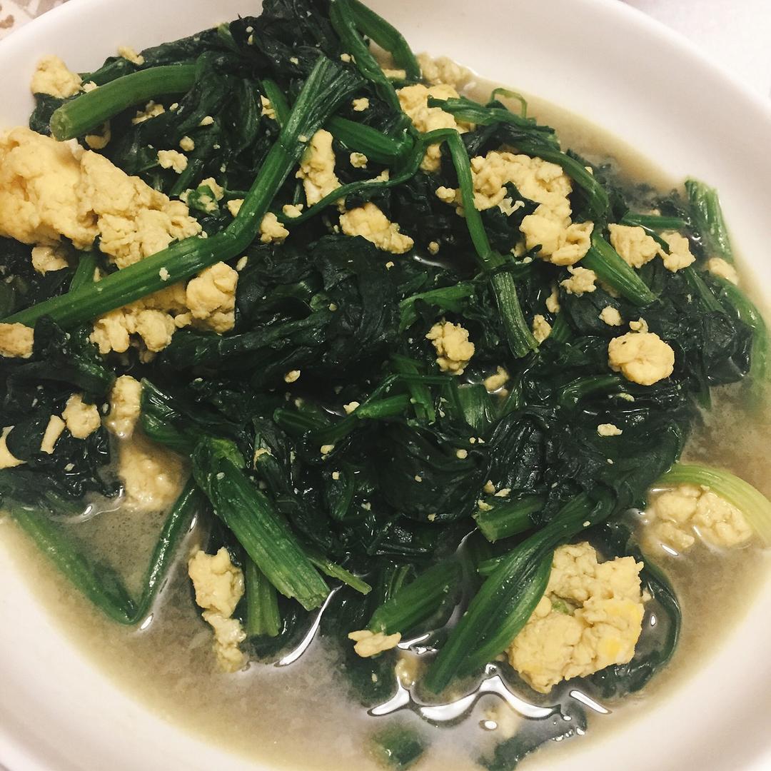 菠菜炒鸡蛋