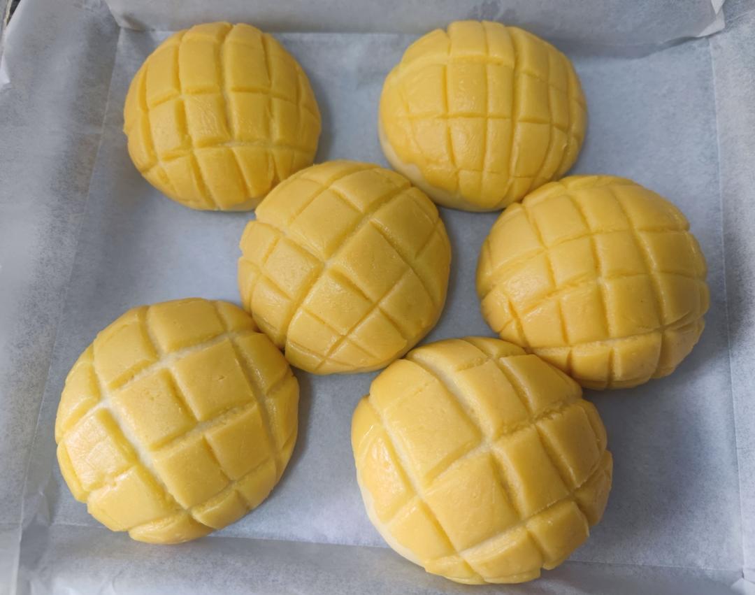 《Tinrry+》菠萝包（手揉教程）（帅帅小厨）