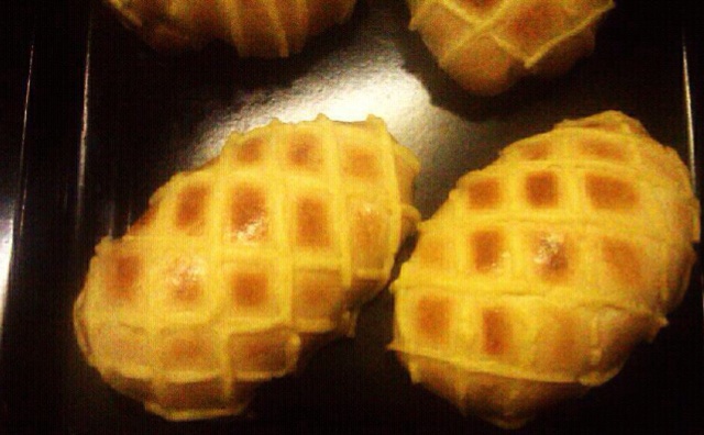 网纹土豆泥沙拉面包