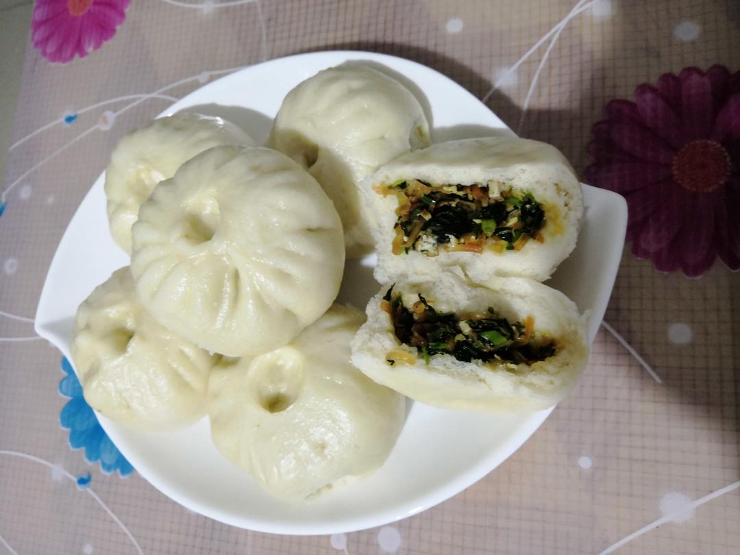 香菜素三鲜包子的做法