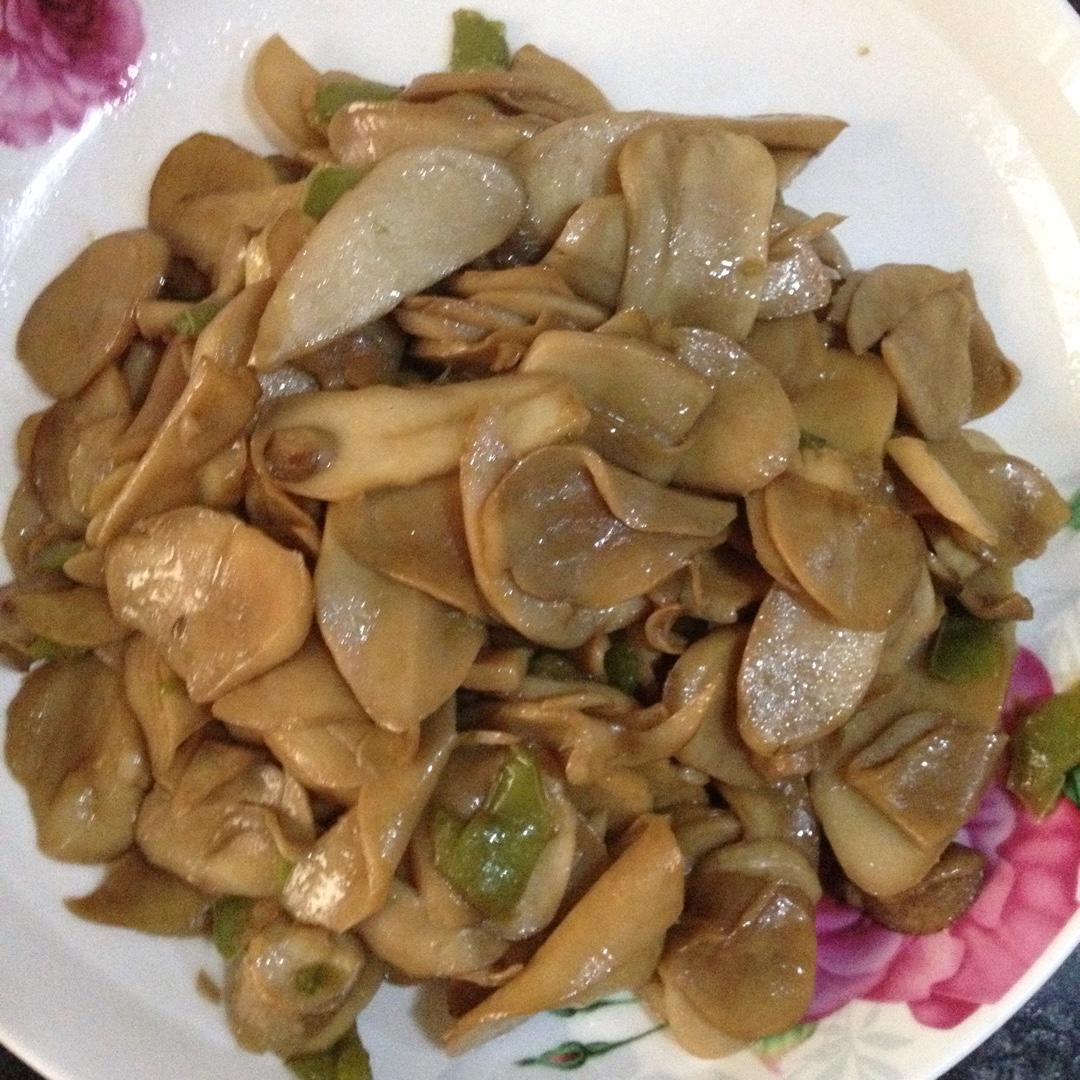 青椒素炒杏鲍菇