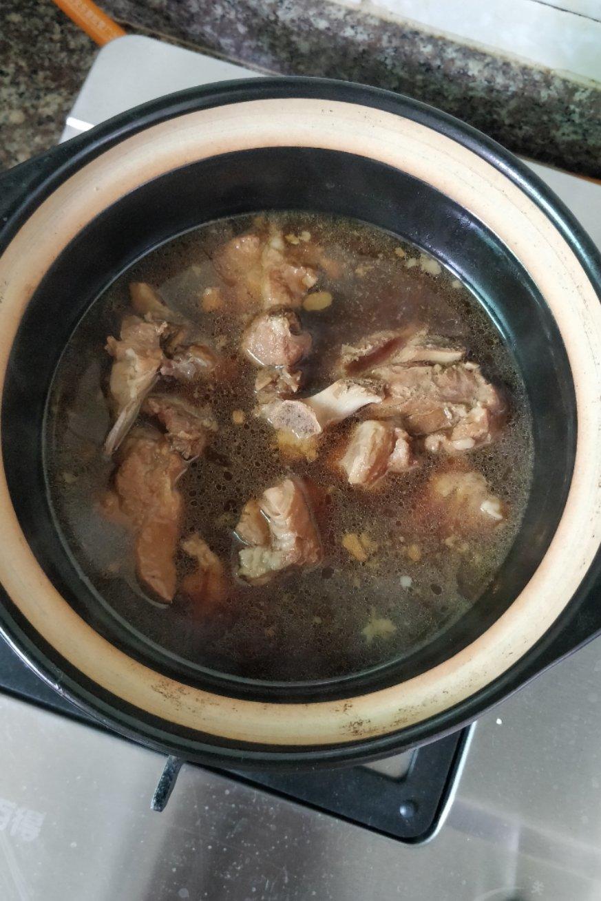 有滋有味香到吮指的酱骨架