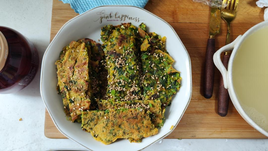 茼蒿鸡蛋饼的做法