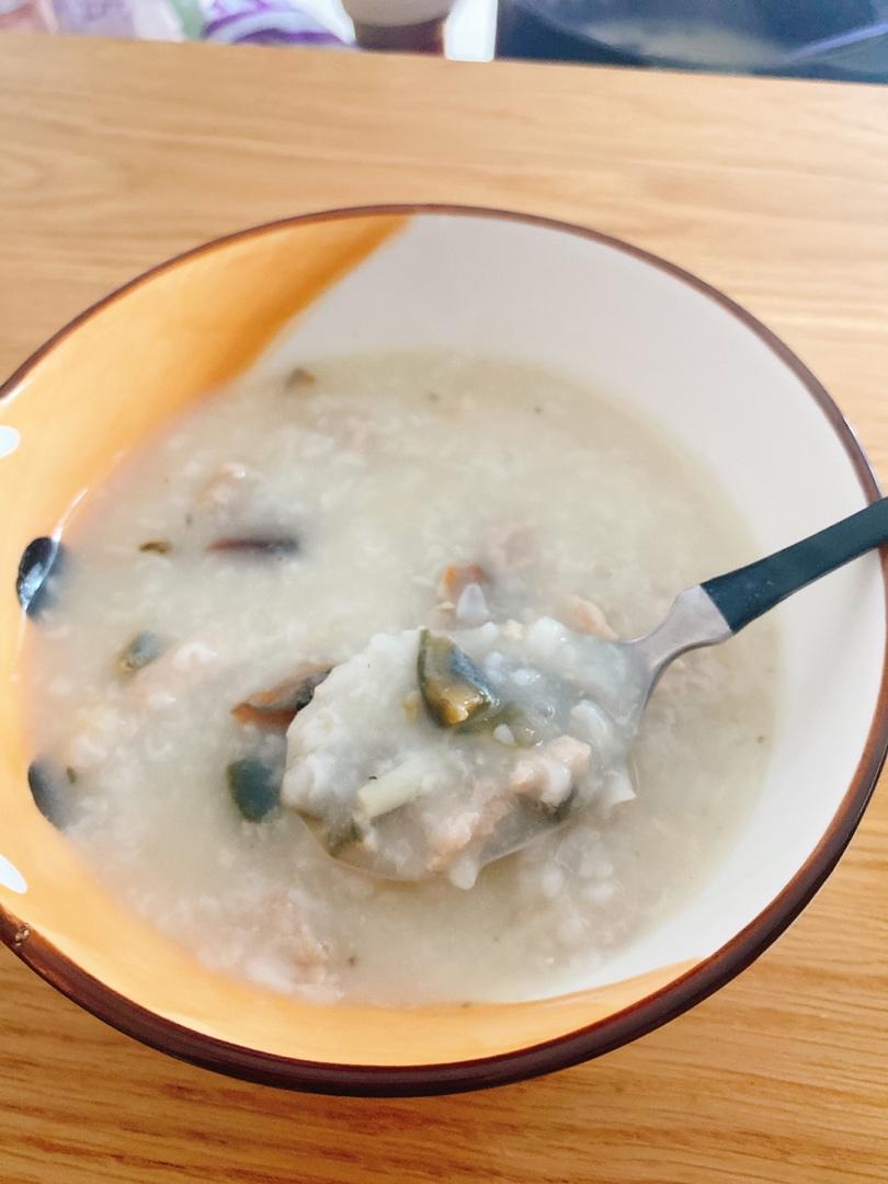 皮蛋瘦肉粥