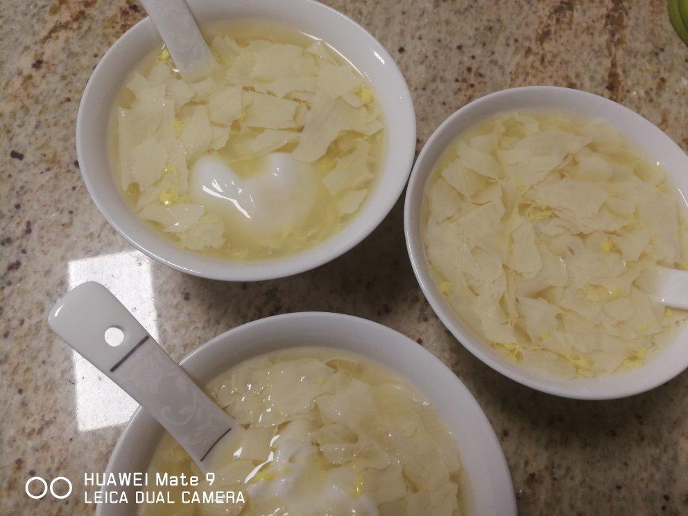 莲子腐竹糖水