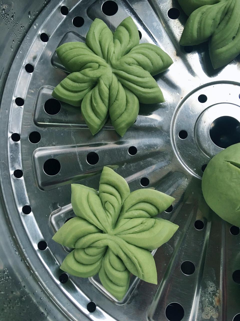 猪油小妹做的发酵面团菊花包内附小视频