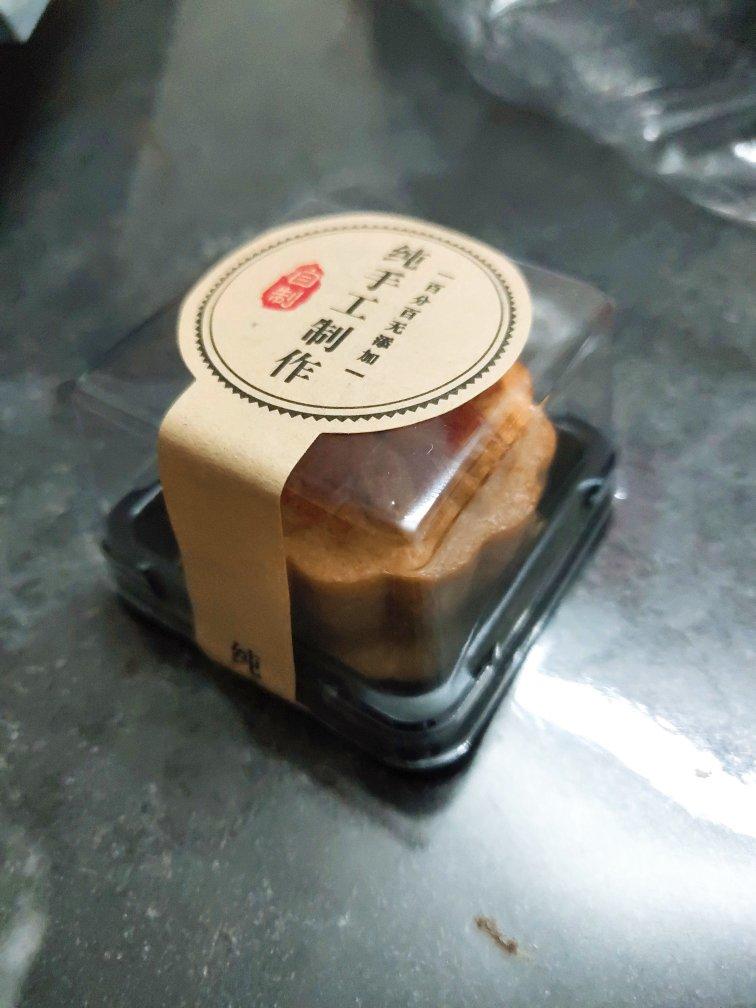广式月饼——蛋黄莲蓉月饼