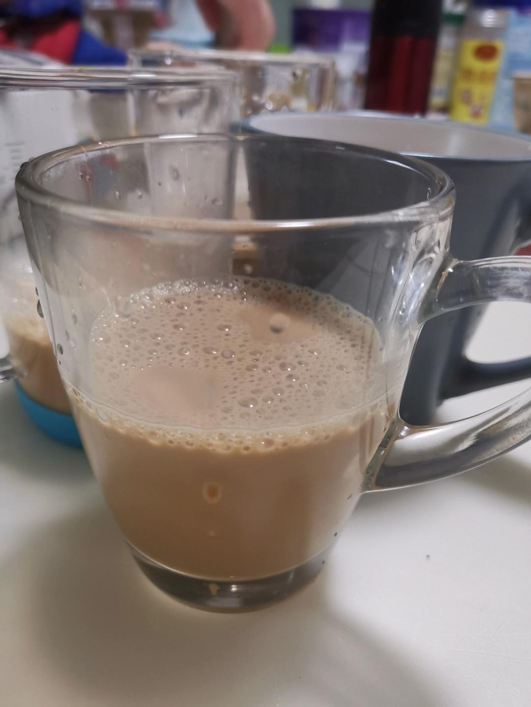 正宗港式丝袜奶茶-史上最强最详细的食谱！新增拉茶视频😍奶香茶靓！