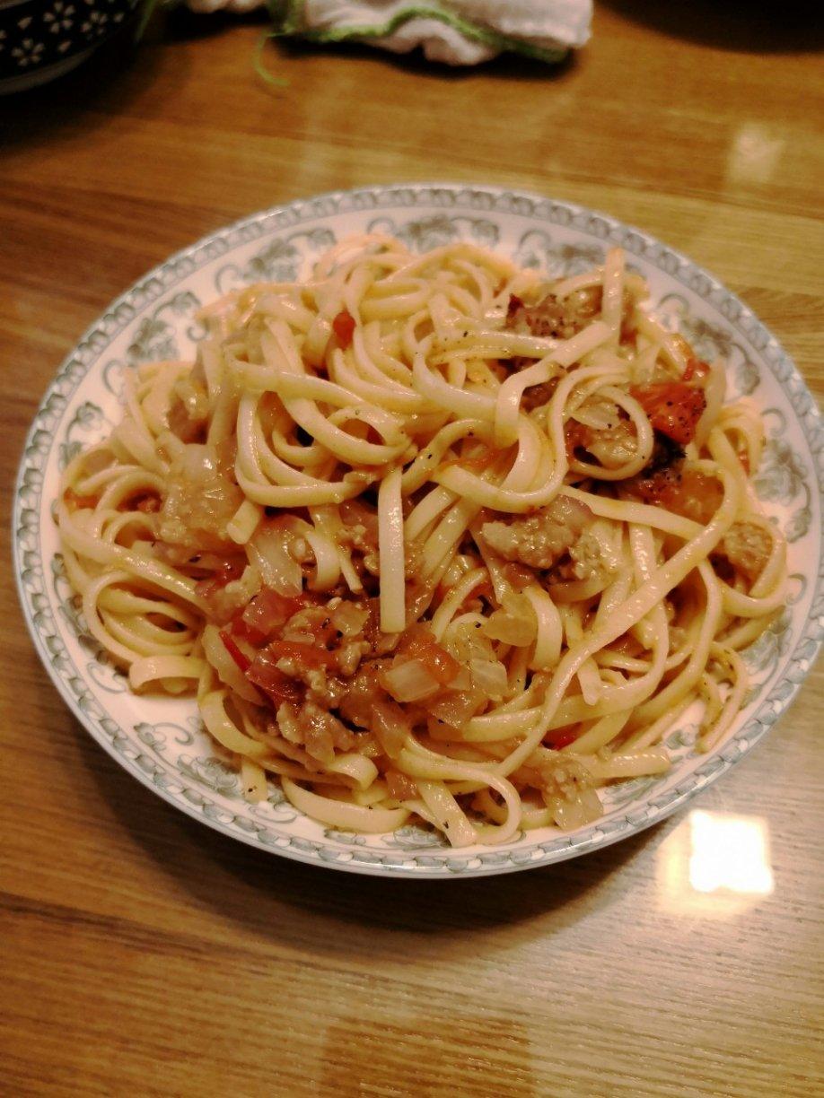 番茄肉酱意大利面