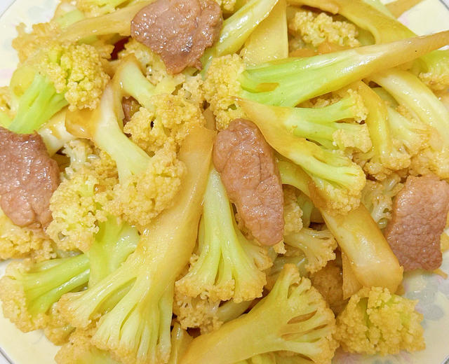 花菜炒肉🥩 花菜炒肉🥩