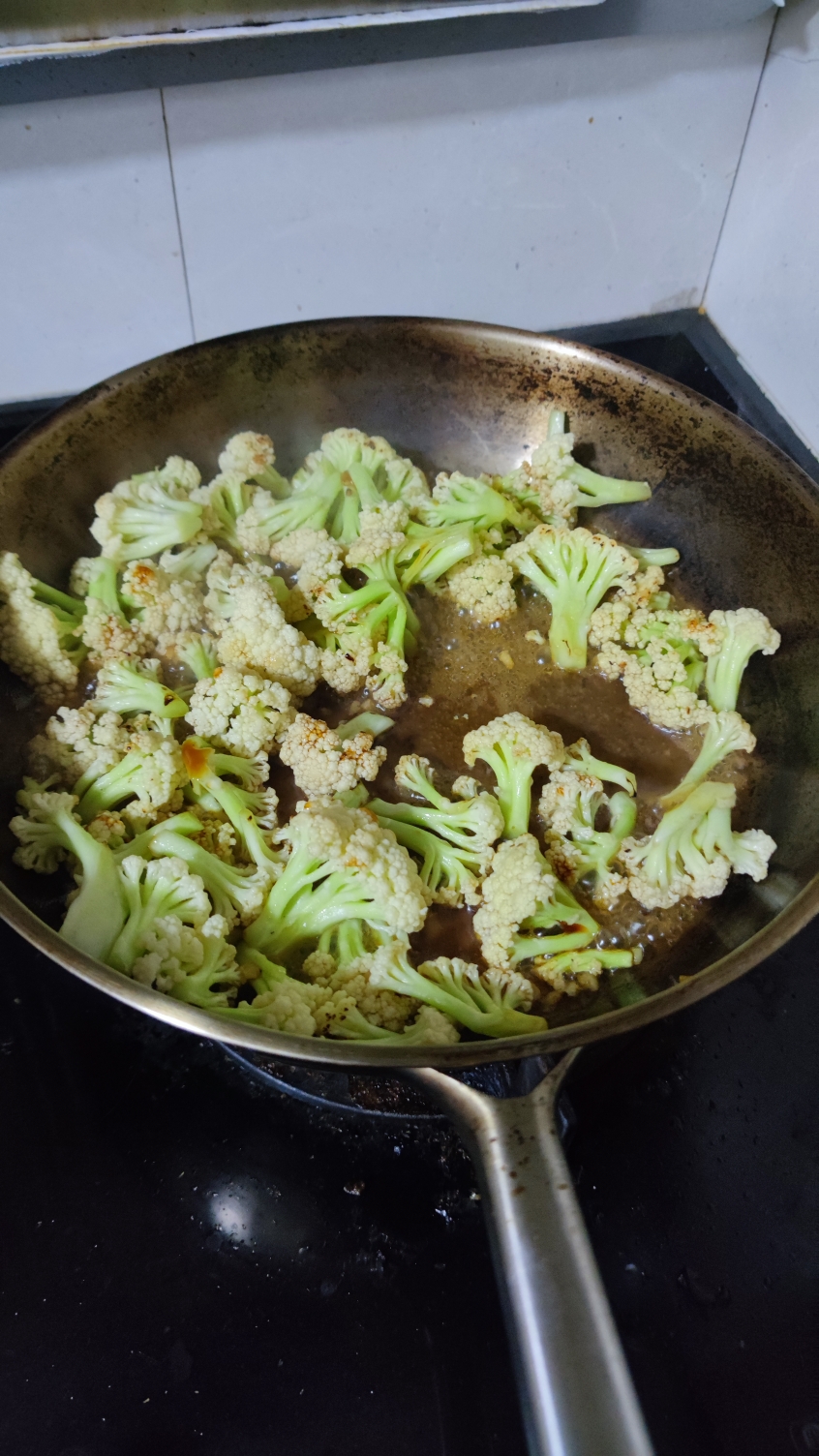 免焯水蚝油白菜花的做法 步骤2