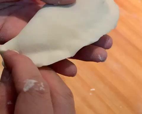 【视频教程】馅儿盒子/饺子等 封边教程的做法