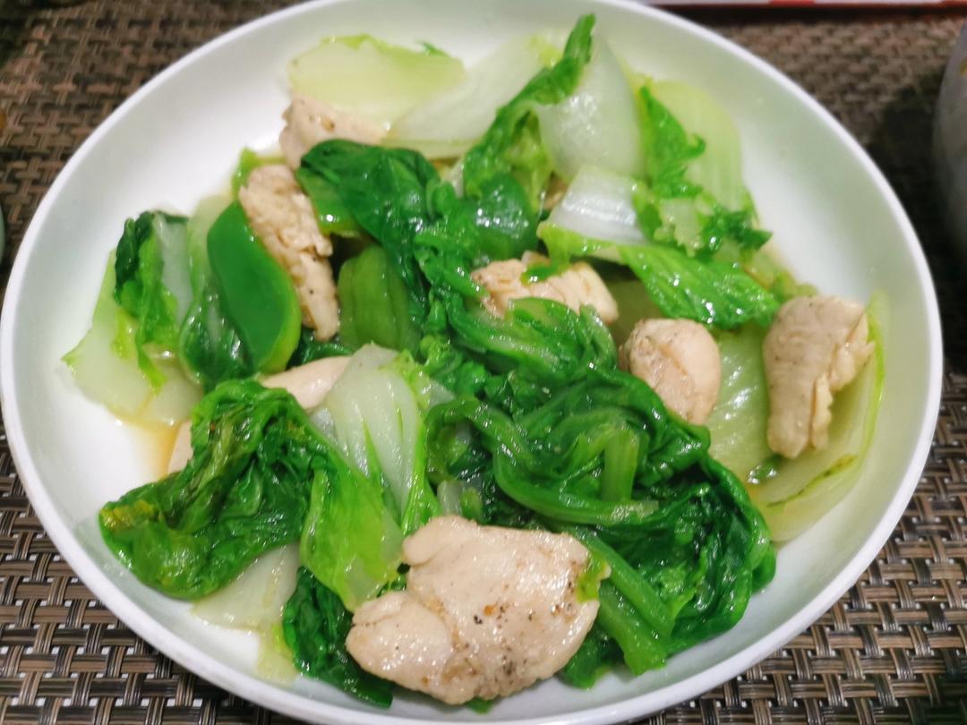 鸡肉炒小白菜