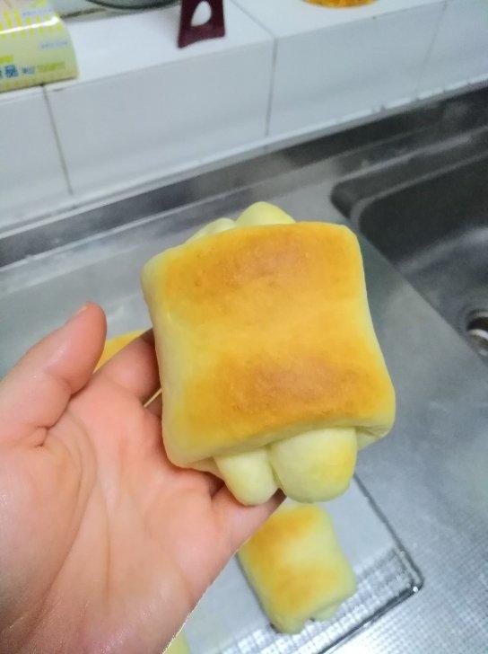 牛奶软面包