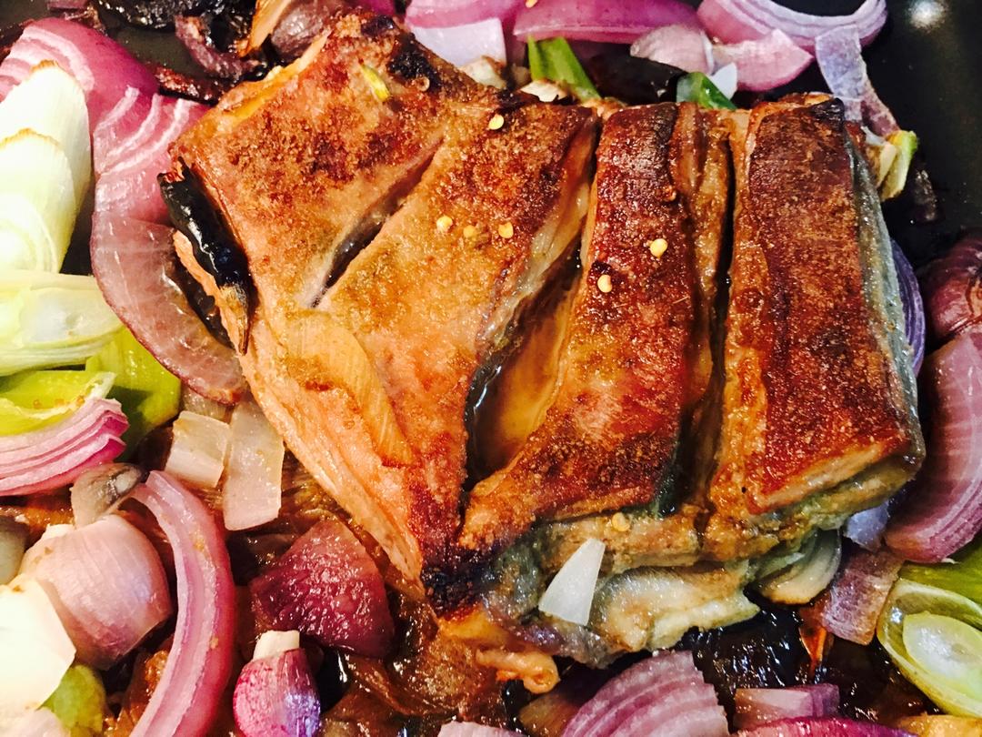 玫瑰露酒烤羊排