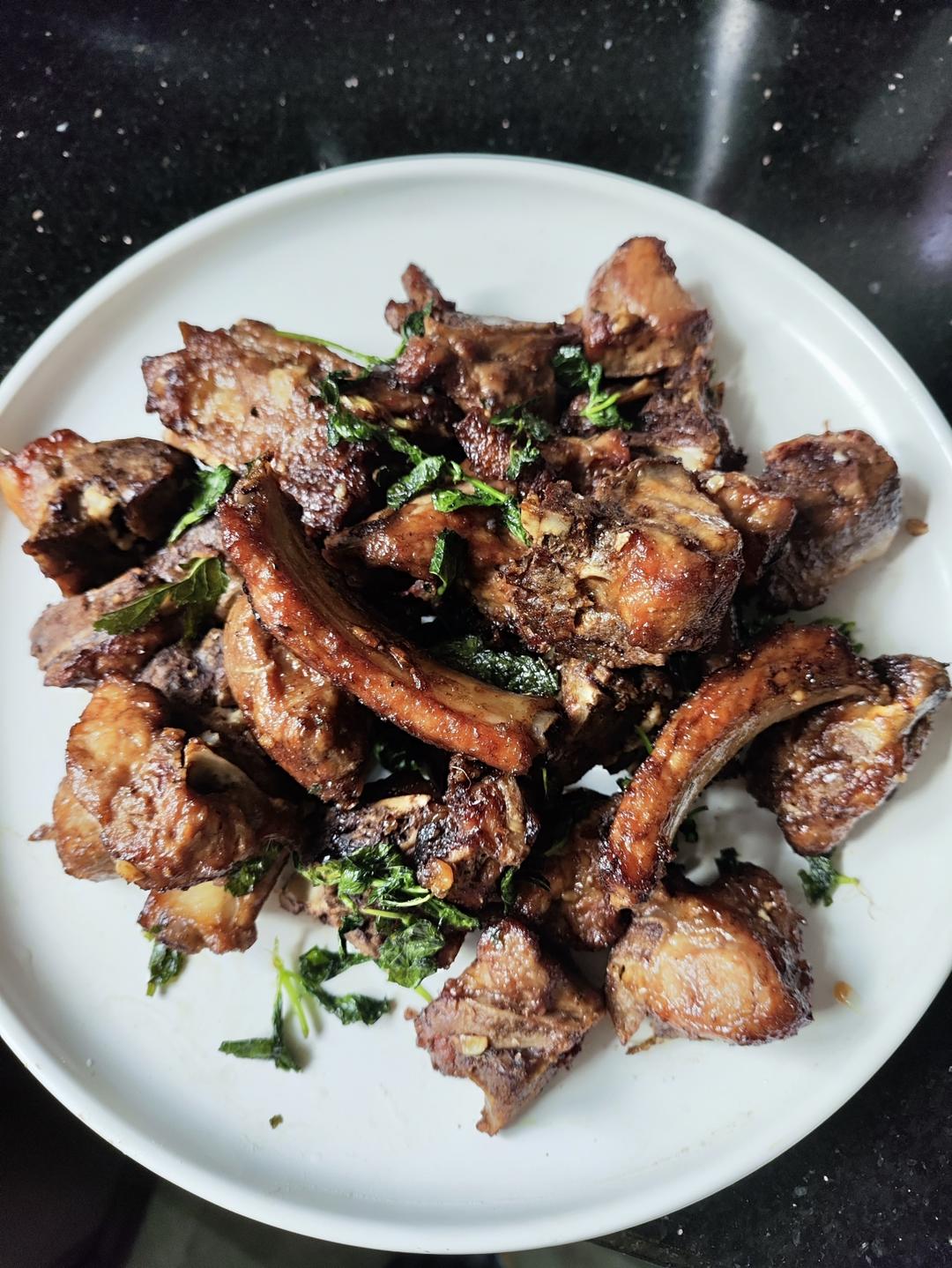 【薄荷炸排骨】炸排骨不油腻，还是云南人最有办法！