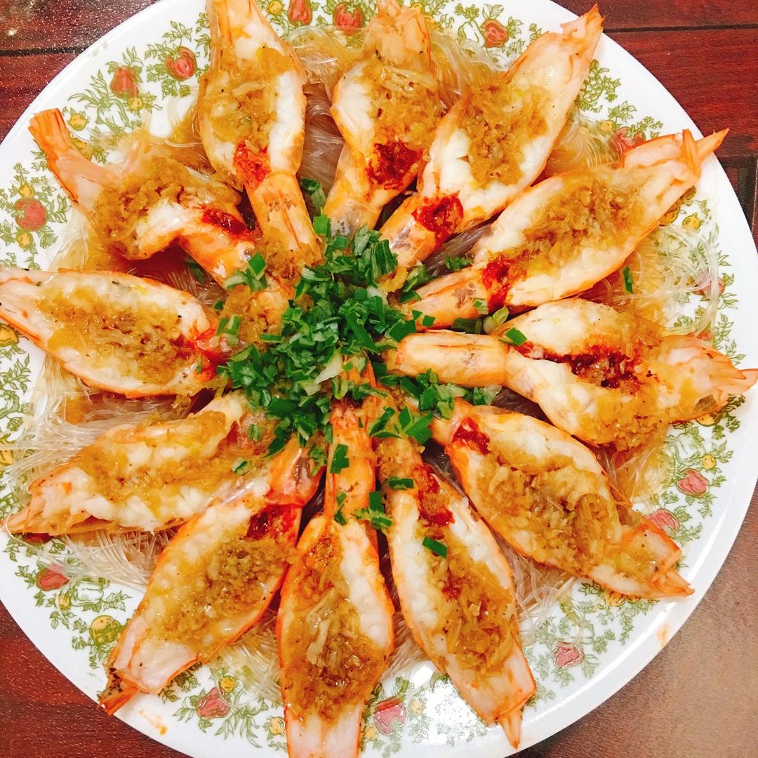 月半月半厨房做的蒜蓉虾