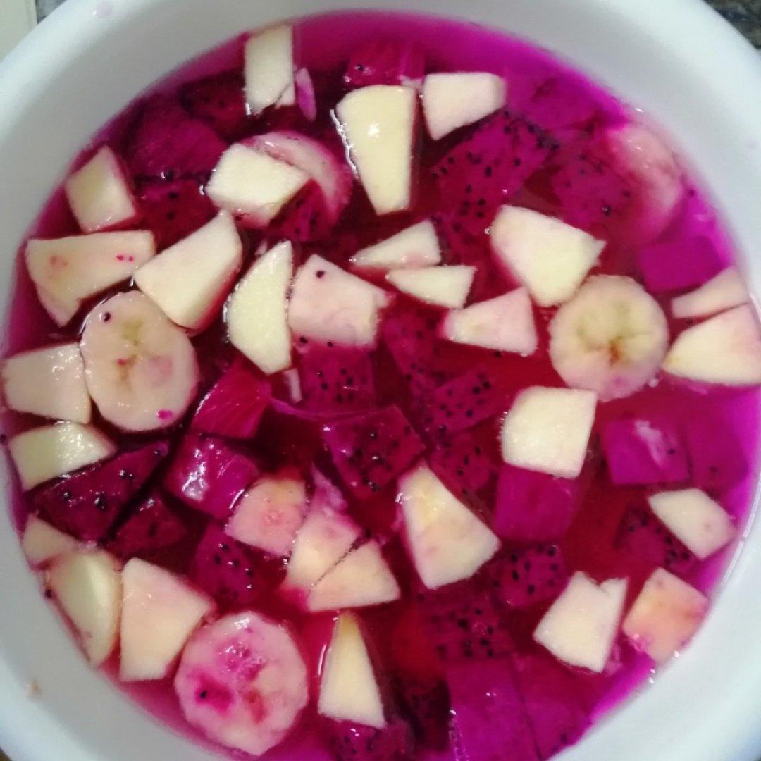 不用面粉的果冻水果蛋糕，颜值爆表