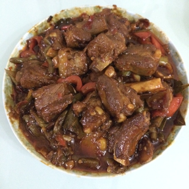 川味土豆烧排骨