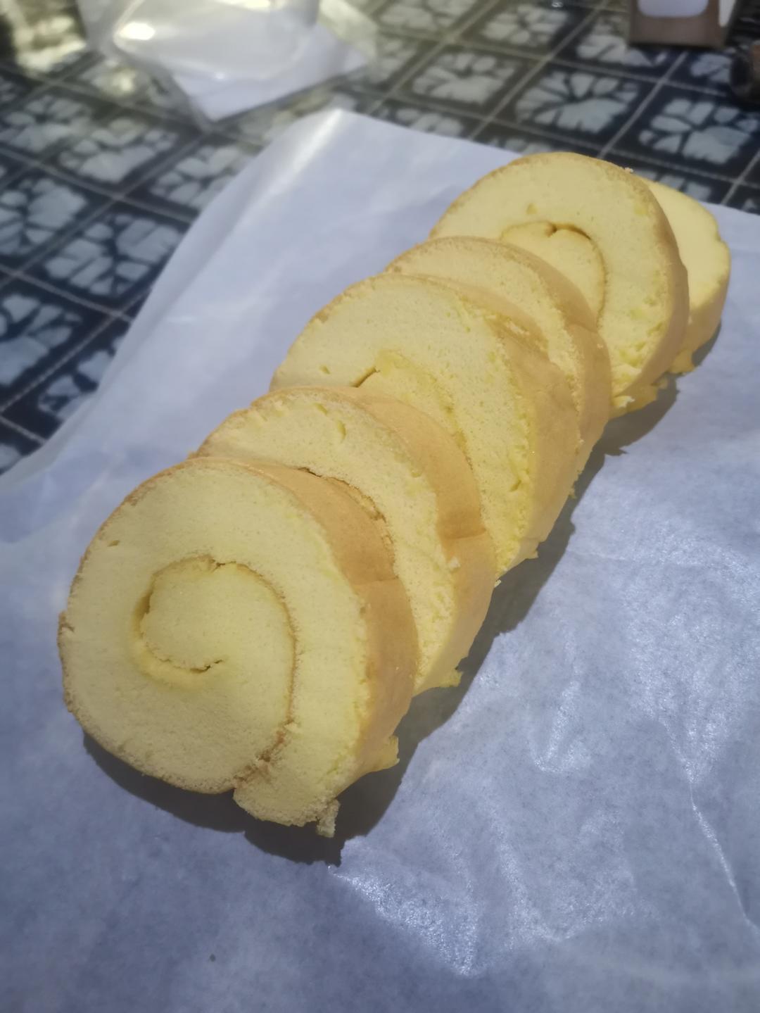 蛋糕卷这样做‼️不掉皮不开裂（小视频食谱）