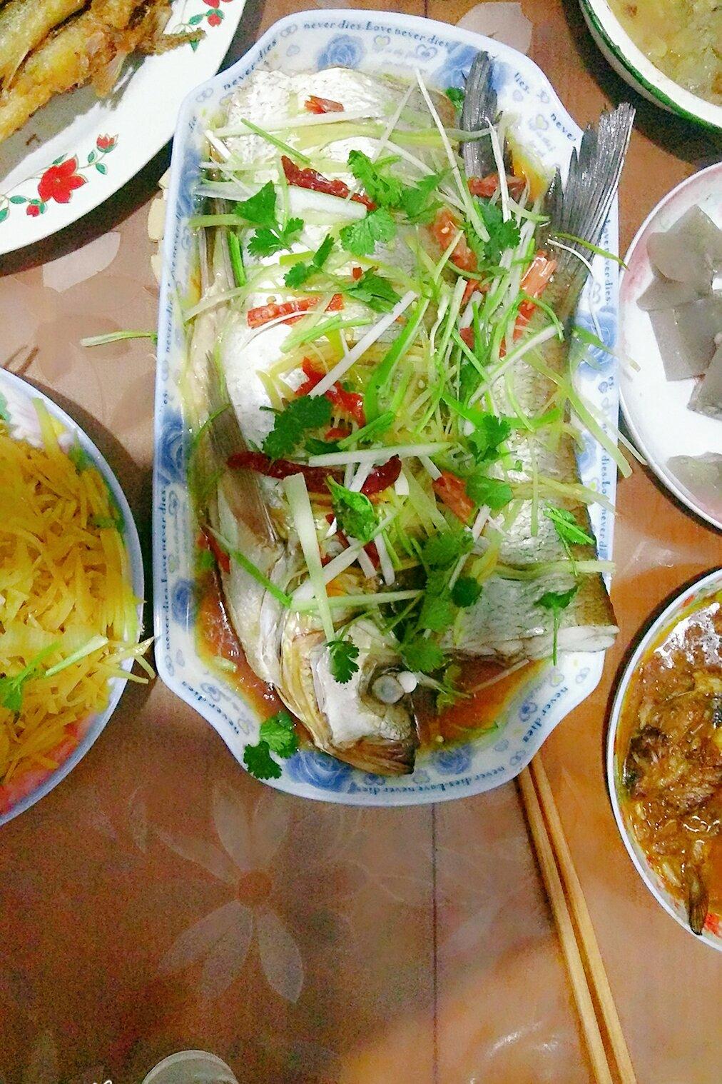 清蒸白鱼