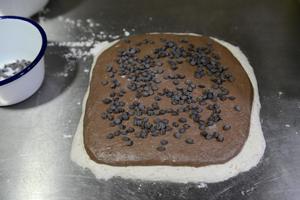 《割口发烧友的面包》— 巧克力豆大理石乡村面包的做法 步骤6