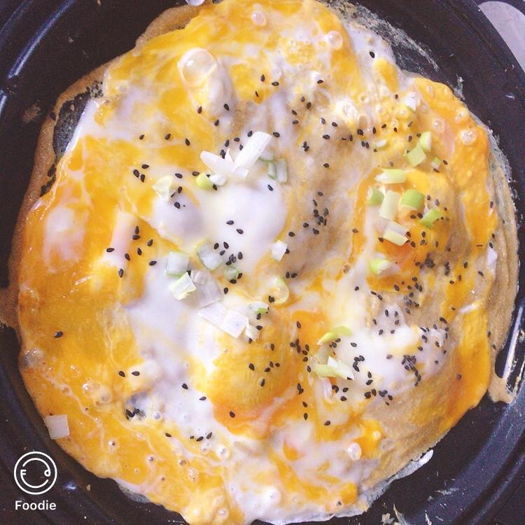 煎饼果子~~附面糊、薄脆、酱料做法，软糯香脆，跟买的一样口味，但干净的多的多