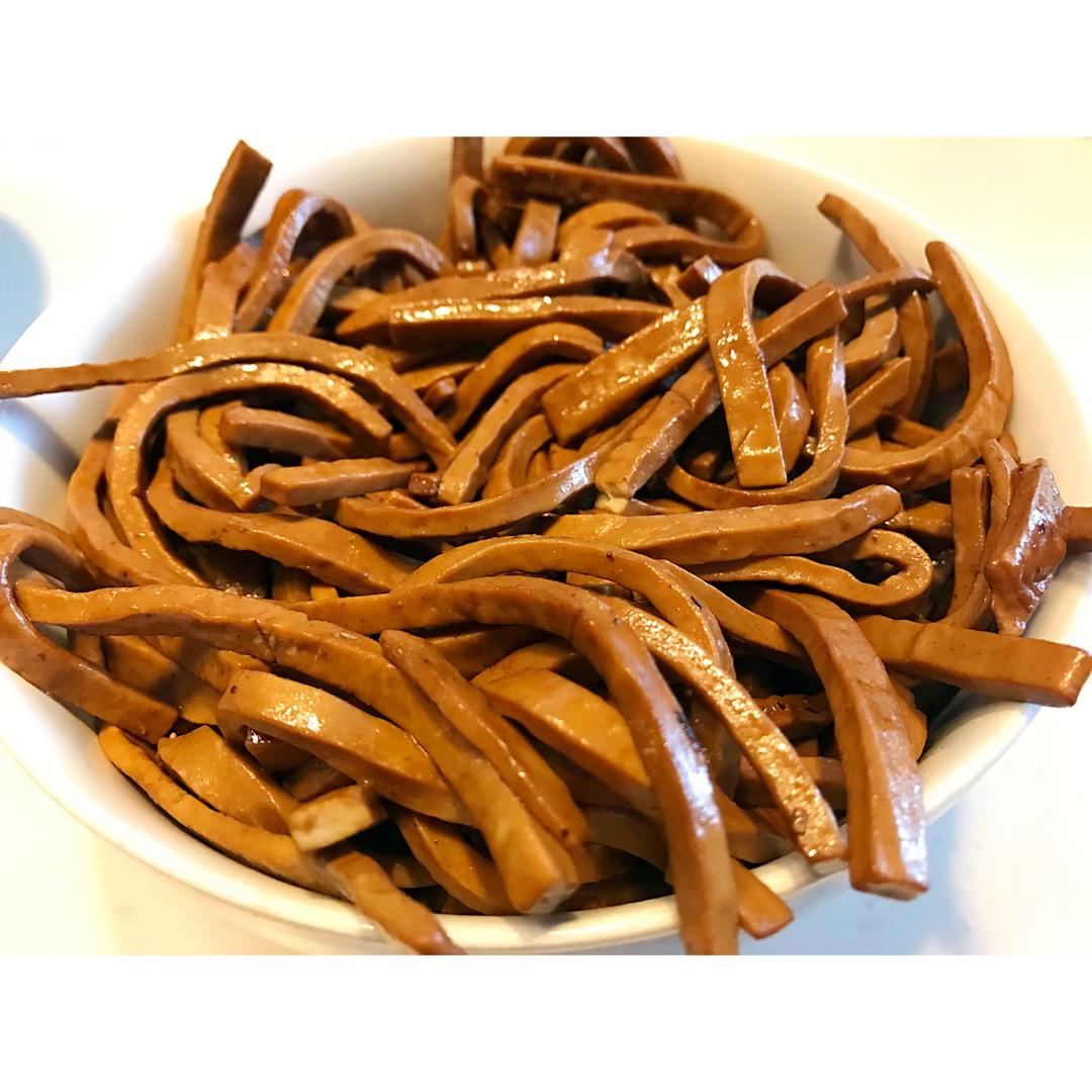 小小                         分享作品 午餐2017年2月23日 卤豆腐丝