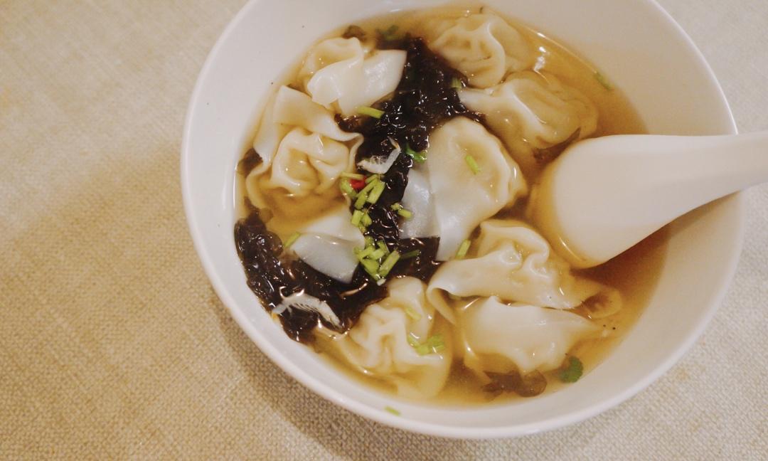 馄饨（两种包法）