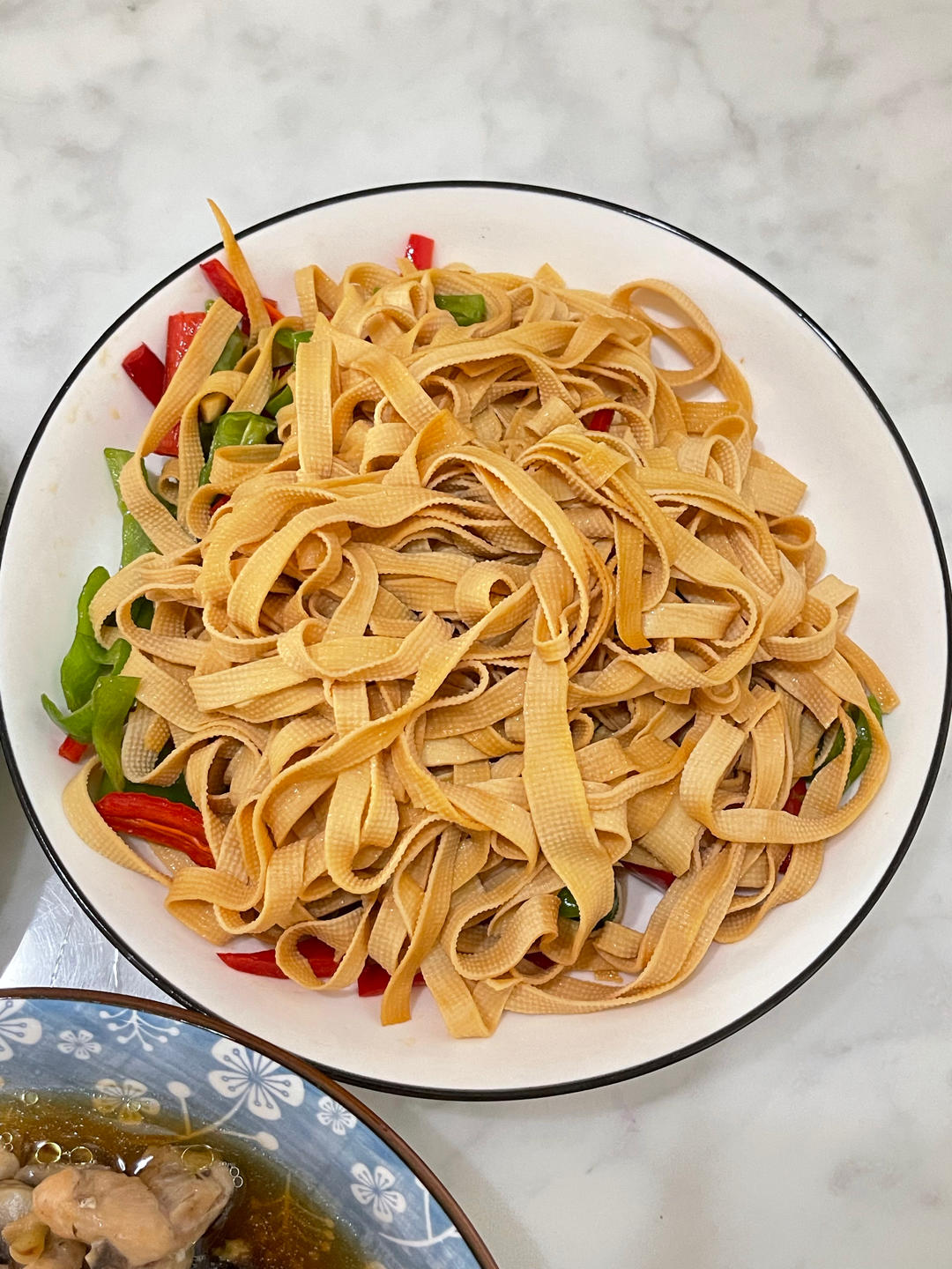 色香味俱全～炒豆皮