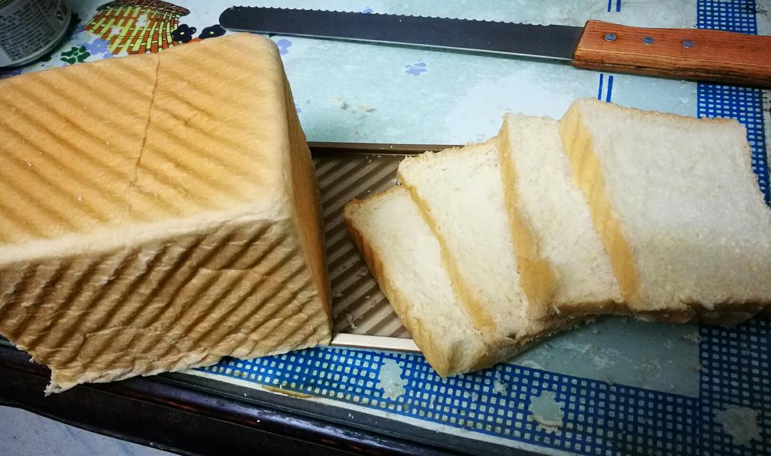 Poolish种（波兰种）吐司——不推荐不行的吐司配方