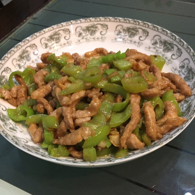 青椒炒肉丝