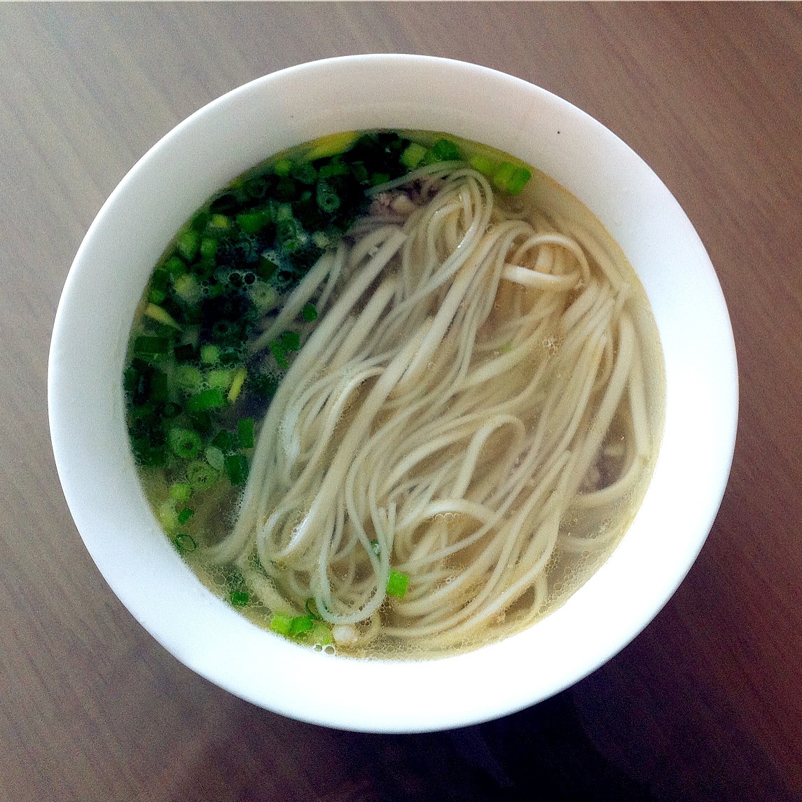浓香骨汤面