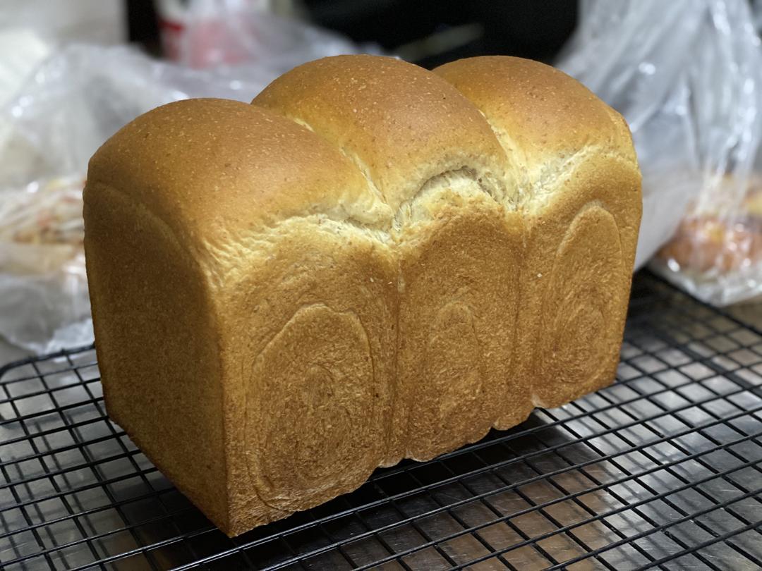 酸奶全麦吐司的做法