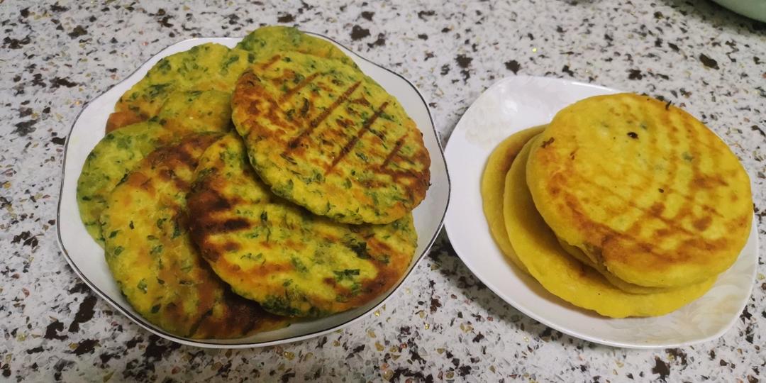 玉米面菜饼子（贴饼子）
