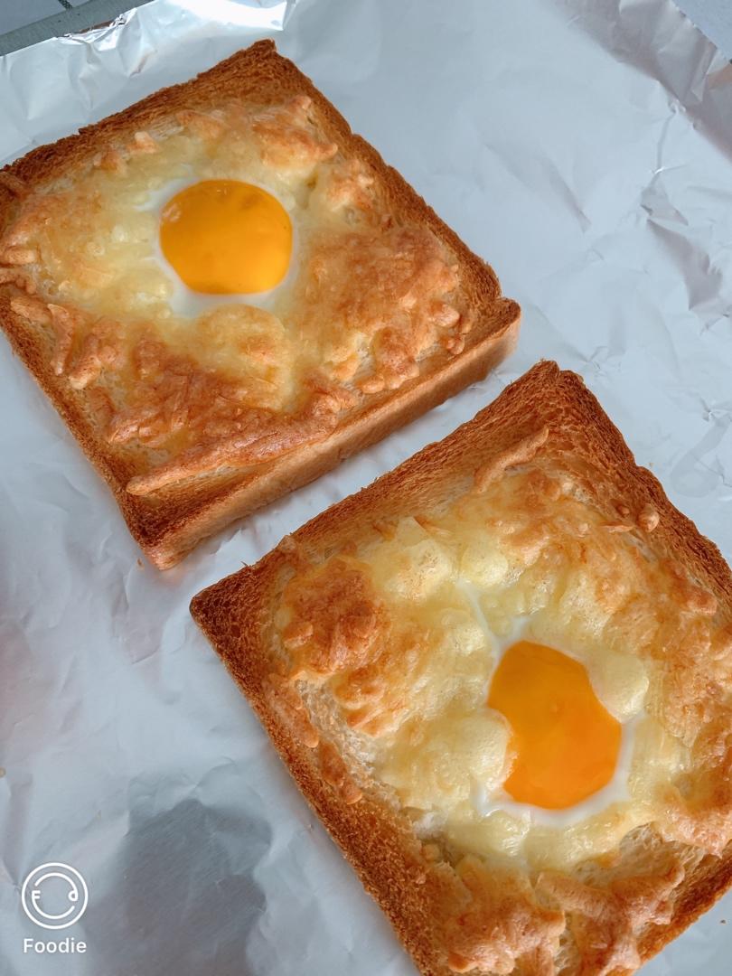 芬兰盛夏做的鸡蛋芝士烤吐司