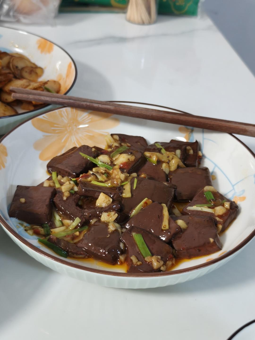 无敌好吃入味红烧猪血
