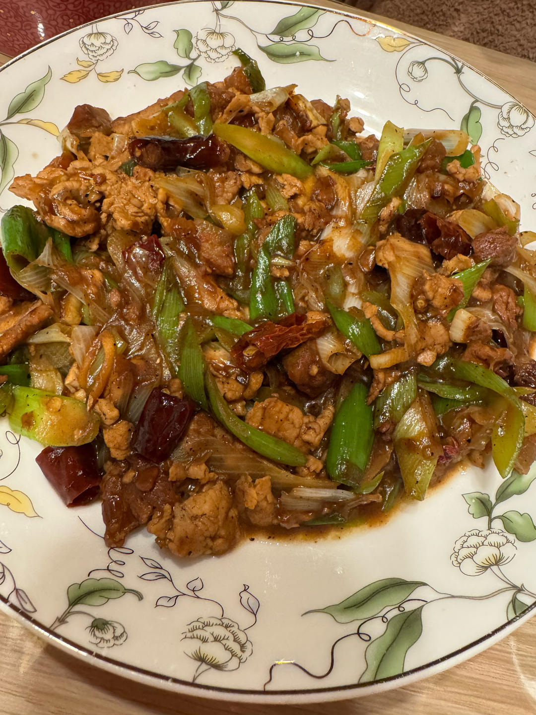 超下饭的大葱炒肉片