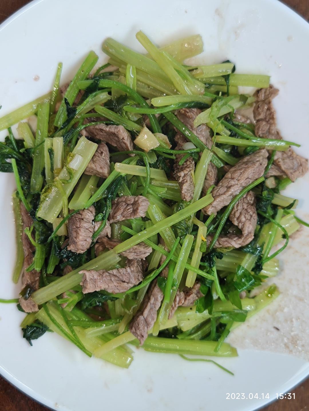 炒牛肉