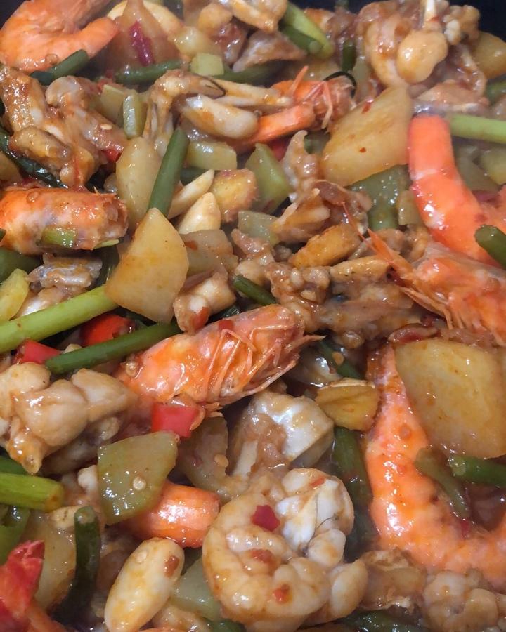 干锅牛蛙
