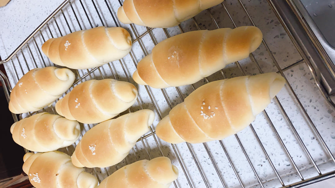 『日式软Q盐面包』