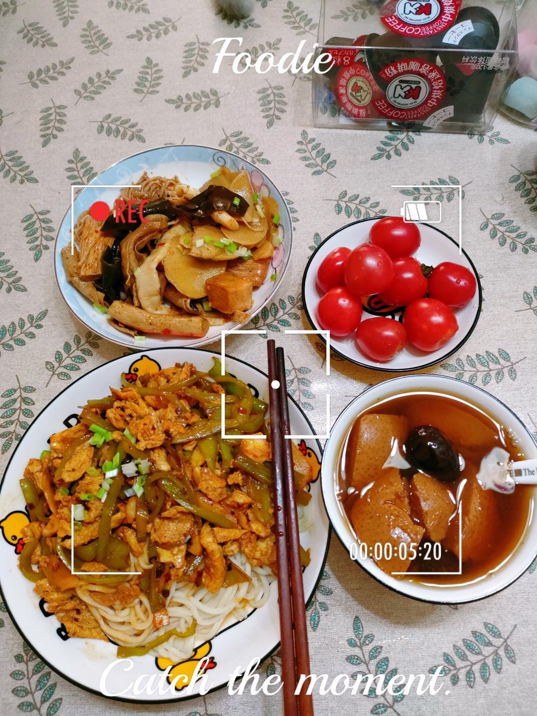 辣椒鸡蛋面