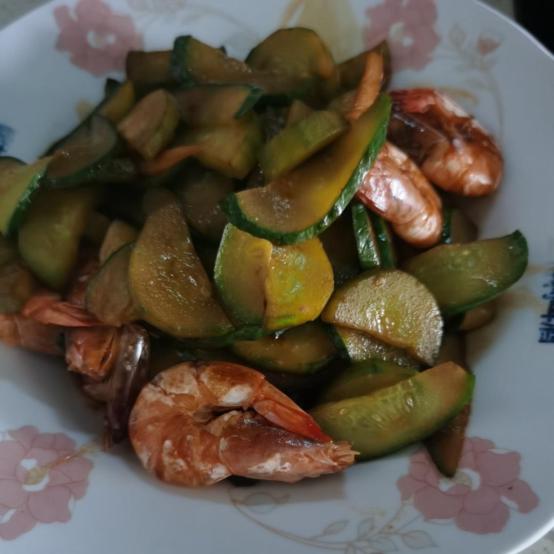 老黄瓜红烧虾