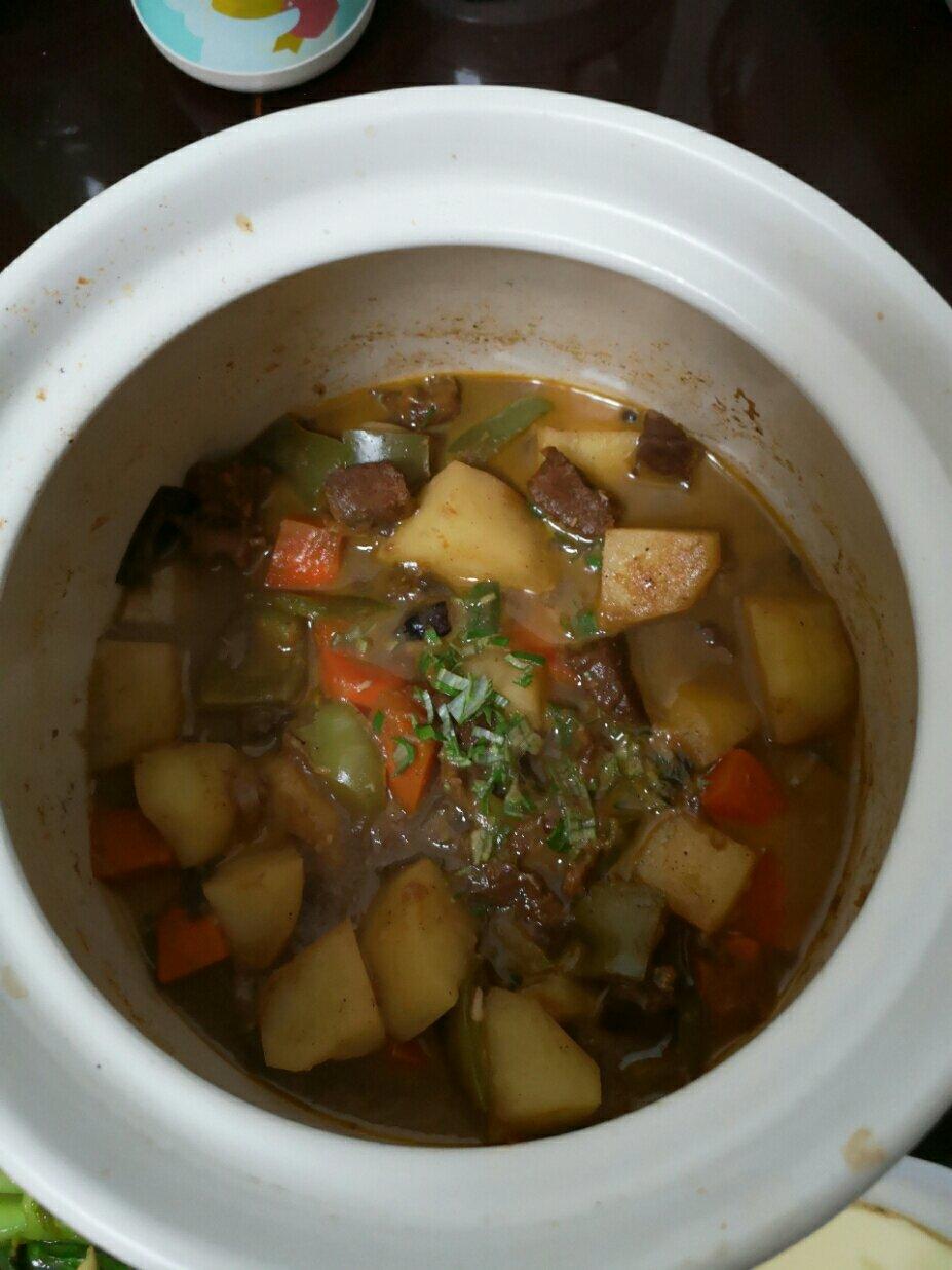 土豆炖牛肉