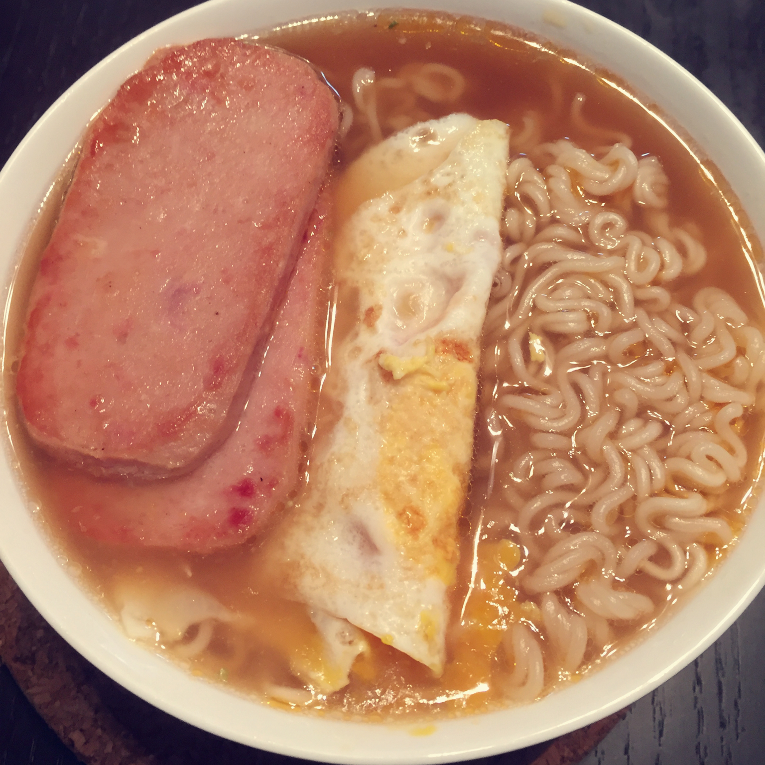 港式餐蛋面