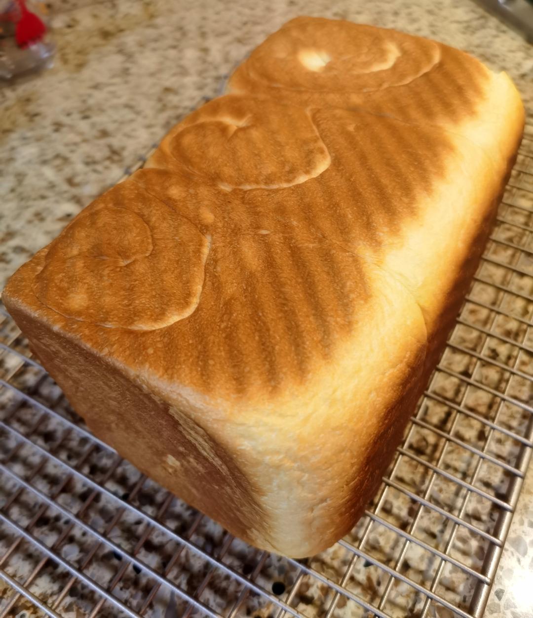 吐司，奶香手撕面包，超级香浓