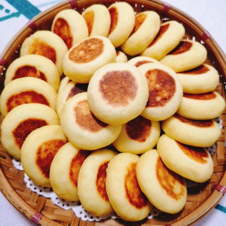 平底锅烙出来的·养胃山药饼·小面包