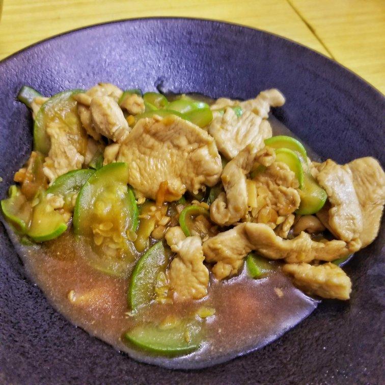 西葫芦炒肉