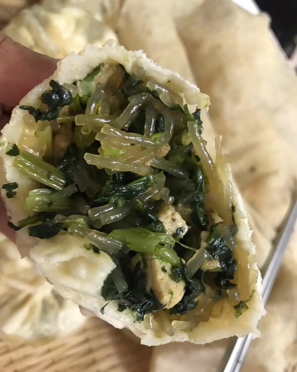 胖张做的菠菜豆腐粉丝包子