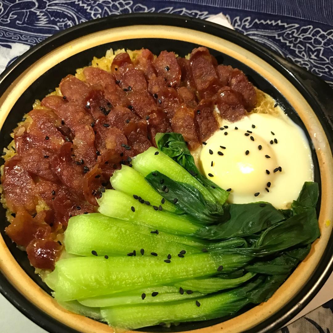 香肠煲仔饭
